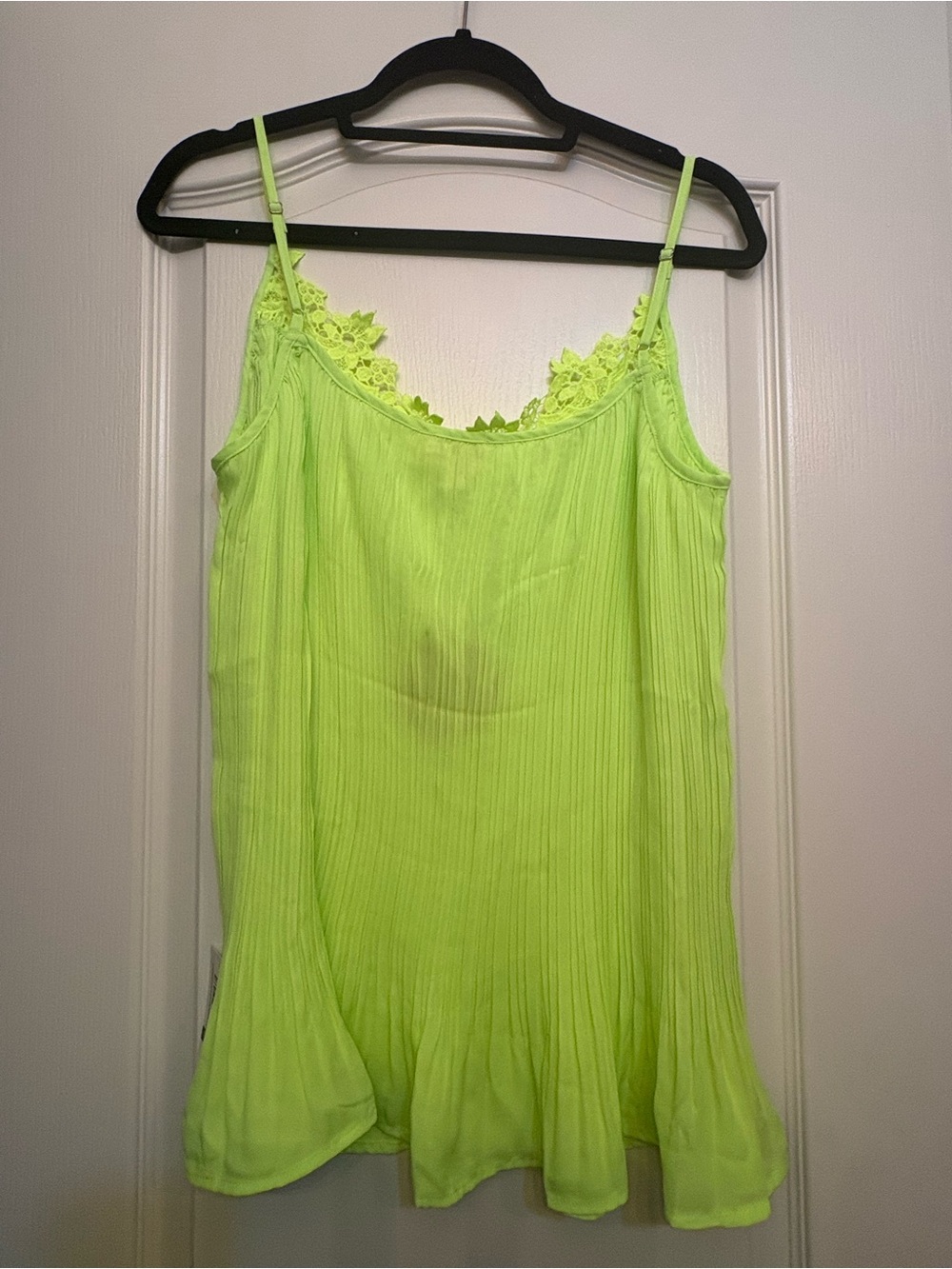 BiBi Neon Lime Lace-Trim Spaghetti Strap Camisole - Picture 3 of 4